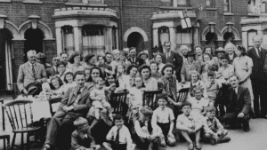 Large extended family posing for a family portrait.