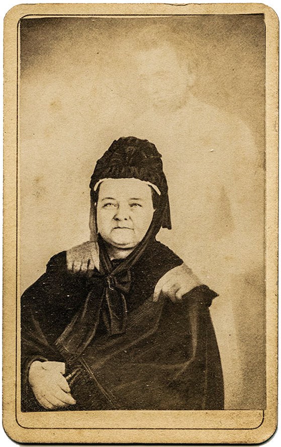 William H Mumler, Public domain, via Wikimedia Commons